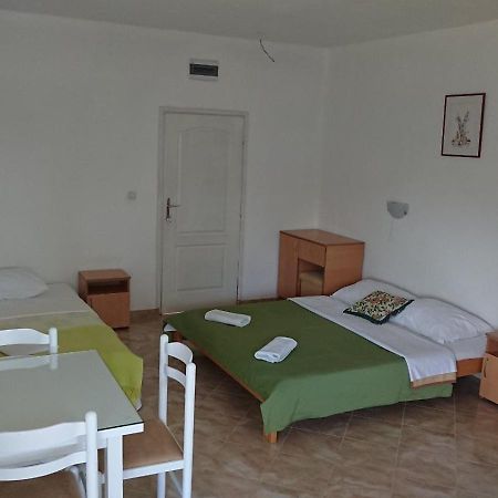 Luce Di Sole Apartment Ούλτσιν Εξωτερικό φωτογραφία