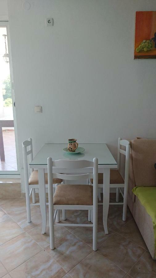 Luce Di Sole Apartment Ούλτσιν Εξωτερικό φωτογραφία